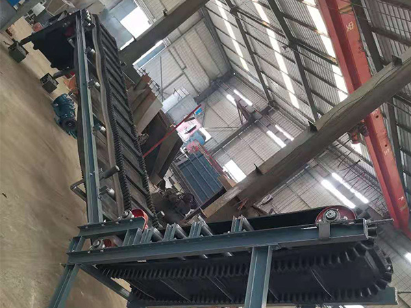 郑州爬坡皮带机